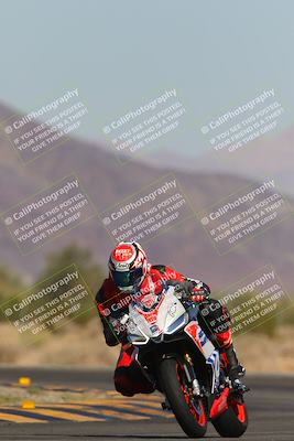 media/Nov-06-2023-Moto Forza (Mon) [[ce023d0744]]/3-Intermediate Group/Session 3 (Turn 5)/
